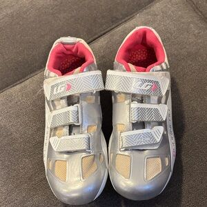 Garneau Women’s HRS-80 Cycling/spinning shoes with clips - 10